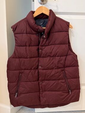 Men's Quilted Puffer Vest - Burgundy